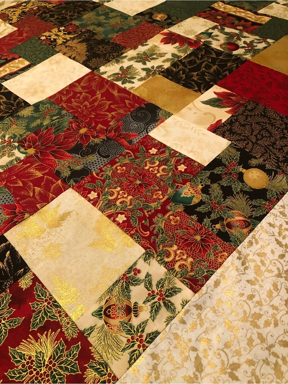 ONE OF A KIND— HANDCRAFTED Christmas Quilt in Red, Green, Gold, Cream